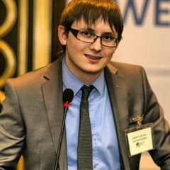 Андрей Волков