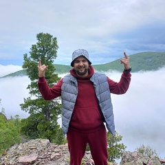 Михаил Касаткин